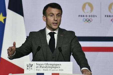 Präsident Macron erwartet Präsident Macron erwartet