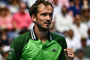 Australian Open: Medwedew nach großem Kampf im Halbfinale