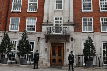 Weiter in der London Clinic: Darum ist es um Prinzessin Kate so ruhig Weiter in der London Clinic: Darum ist es um Prinzessin Kate so ruhig