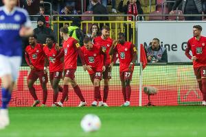Kaiserslautern landet Befreiungsschlag gegen Schalke