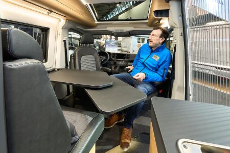 Adria Twin Max 600 SPB Sitzgruppe