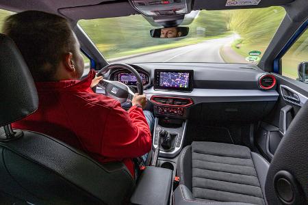 Seat Arona, Cockpit + Fahrer