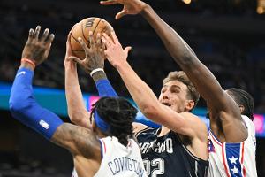 NBA: Wagner-Brüder schlagen Phoenix - Schröder verliert