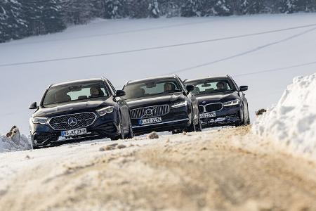 BMW 530e Touring, Mercedes e 300 e T, Volvo V90 Recharge T6 AWD