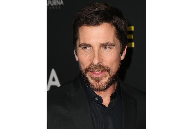 Phänomenal ist aber auch Christian Bale mit seinen vier Oscar-Nominierungen und einem Gewinn — sowie seiner Wandlungsfähigkeit. Herzlichen Glückwunsch!