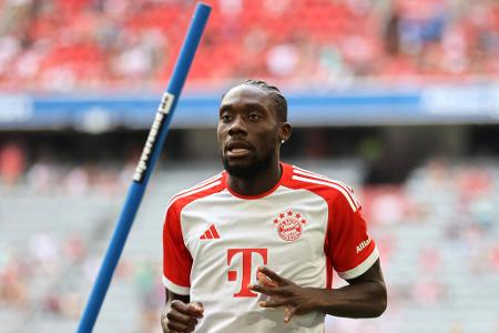 Alphonso Davies (bis 86.) - Note: 3,0 - Verschätzte sich vor der Pause öfter im Positionsspiel. Gladbachs Honorat nutzte die Freiheiten für mehrere gefährliche Flanken. Steigerte sich mit der Zeit aber deutlich in der Abwehrarbeit. Offensiv durchaus bemüht, aber mit wenig Ertrag.