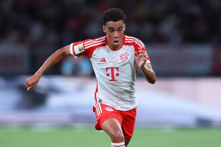 Jamal Musiala - Note: 3,5 - Ließ seine Gegenspieler vielfach mit schnellen Bewegungen stehen, hatte solche Aktionen aber lange nur fern ab des Strafraums. Näherte sich mit der Zeit an, klare Tormöglichkeiten blieben aber eher eine Seltenheit.