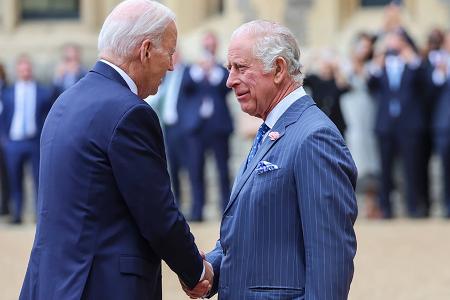 Nach Krebsdiagnose: Zahlreiche Genesungswünsche für König Charles III. Nach Krebsdiagnose: Zahlreiche Genesungswünsche für König Charles III.