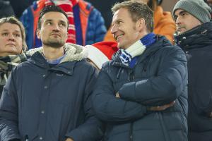 Tillmann kündigt "harte Entscheidungen" auf Schalke an