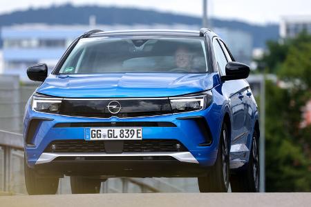 Opel Grandland 1.6 Hybrid4 Ultimate 