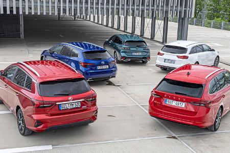 Kia Ceed SW, MG5, Peugeot 308 SW, Skoda Octavia Combi, Toyota Corolla TS