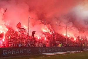 Pyro-Einsatz im Derby: Über 100.000 Euro Strafe für St. Pauli