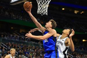 NBA: Sieg für Wagner-Brüder - Kleber gewinnt deutsches Duell