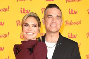 Robbie Williams und Ayda Field wollen endlich Eheversprechen erneuern