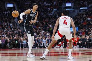 "Wemby" dreht auf: 27 Punkte, 14 Rebounds, 10 Blocks