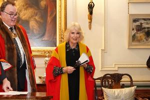 Königin Camilla übernimmt mehr royale Aufgaben und erhält neuen Titel