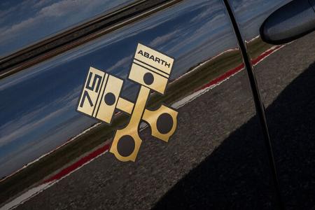 Abarth 695 75 Anniversario