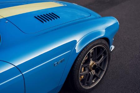 Volvo P1800 Cyan