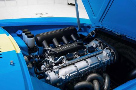 Volvo P1800 Cyan