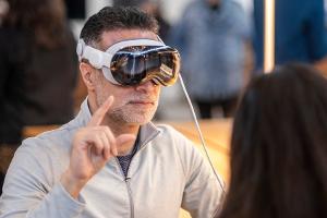 Vision Pro: Gelingt Apples Offensive auf dem VR-Markt?