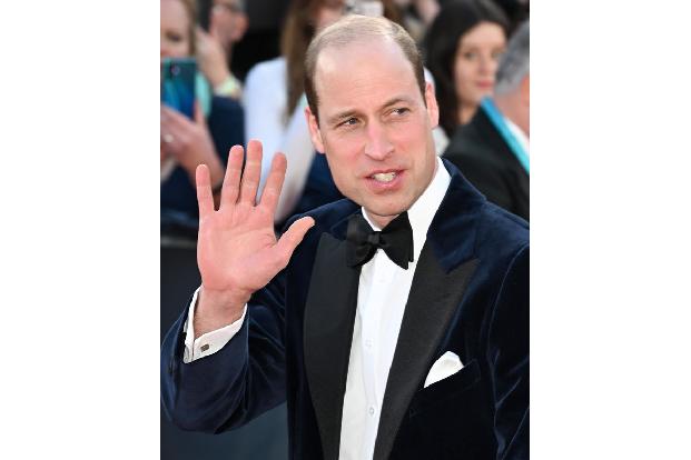 Prinz William ist seit 2010 Präsident der British Film & Television Academy, die die BAFTAs ausrichtet. Der Royal kam ohne seine Frau, Prinzessin Kate, die sich nach wie vor zuhause von einer OP erholt. Die Veranstalter...