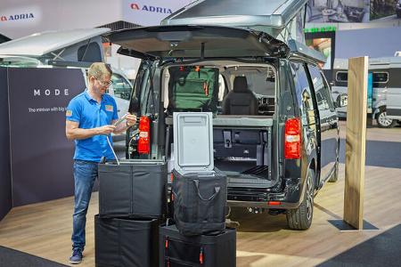 Adria Mode (2024) f