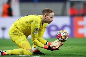RB-Torhüter Gulacsi: Bayern-Krise "kein Thema für uns"
