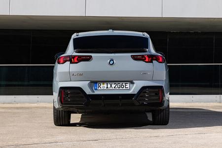 BMW iX2 xDrive