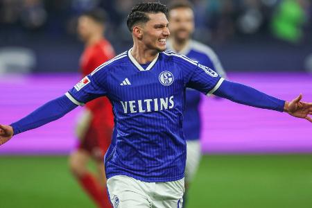 Schalke gelingt Befreiungsschlag - Kiel rettet Punkt Schalke gelingt Befreiungsschlag - Kiel rettet Punkt