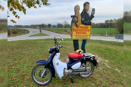 Franz Eberhofer Kreisel Kreisverkehr Reportage Frontenhausen Niederkaltenkirchen
