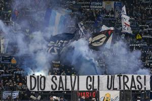 Lazio-"Fans" sorgen für Faschismus-Eklat in München