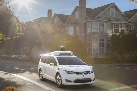 06/2018, Waymo Chrysler Pacifica