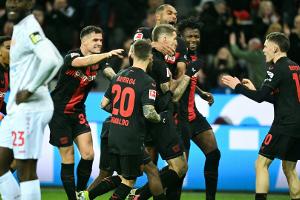Drei Titelchancen: Bayer hofft auf anderen Ausgang als 2002