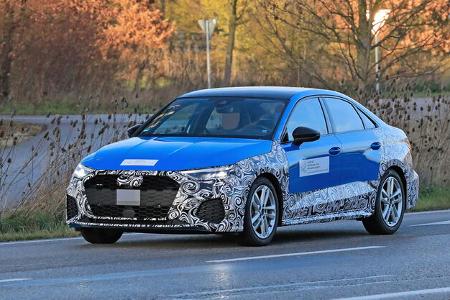 Erlkönig Audi A3 Limousine