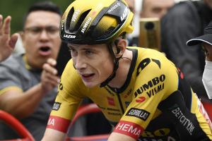 Tirreno-Adriatico: Vingegaard stürmt ins Führungstrikot
