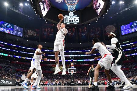 Ohne Superstars: Theis und Clippers unterliegen Bucks Ohne Superstars: Theis und Clippers unterliegen Bucks