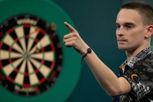 Darts: Pietreczko mit Pleite und Spitze gegen Littler
