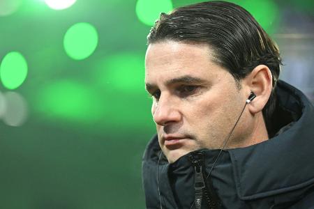 Seoane warnt vor Pokal-Schreck FCS - Rasen Seoane warnt vor Pokal-Schreck FCS - Rasen