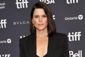 "Sidney Prescott kehrt zurück": Neve Campbell feiert "Scream"-Comeback