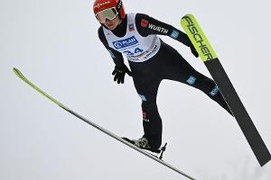 Skispringen: Schmid nach Aufholjagd Siebte
