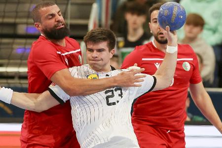 Olympia-Quali: Handballer starten mit Kantersieg gegen Algerien Olympia-Quali: Handballer starten mit Kantersieg gegen Algerien