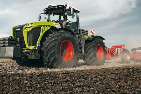 Claas Xerion 5000 Traktor