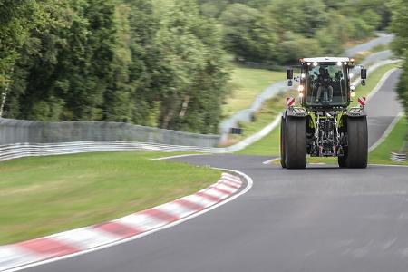Claas Xerion 5000 Traktor Nordschleife Menzel