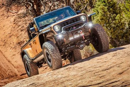 03/2024 Jeep Low Down / Willys Dispatcher / Gladiator Rubicon / Vacationeer Concept Moab Easter Jeep Safari