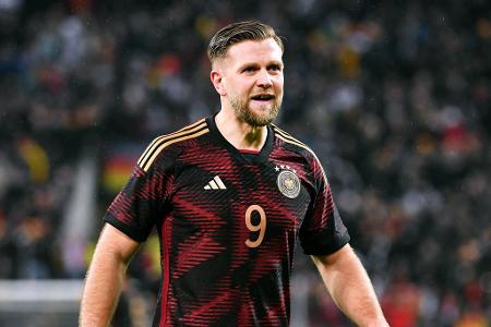 Niclas Füllkrug (ab 73.) - ohne Bewertung - Legte für Müller eine Top-Chance auf und wuchtete eine Kroos-Ecke mit vollem Einsatz ins Tor (85.). Wurde damit zum späten Helden. Top Joker-Auftritt des Dortmunders.