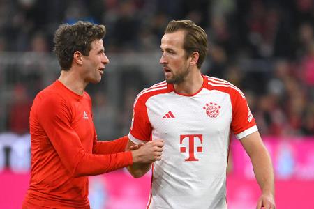 Die Top-Verdiener der Top-5-Ligen - Wer sind die Top-Verdiener im europäischen Fußball? Die französische Sport-Zeitung 'L'Équipe' hat sich dieser Frage angenommen und die Gehälter der Superstars enthüllt. Der FC Bayern ist gleich dreimal in den Top 15 vertreten. Das Gehaltsranking der Top-5-Ligen: Die Top-Verdiener der Top-5-Ligen - Wer sind die Top-Verdiener im europäischen Fußball? Die französische Sport-Zeitung 'L'Équipe' hat sich dieser Frage angenommen und die Gehälter der Superstars enthüllt. Der FC Bayern ist gleich dreimal in den Top 15 vertreten. Das Gehaltsranking der Top-5-Ligen: