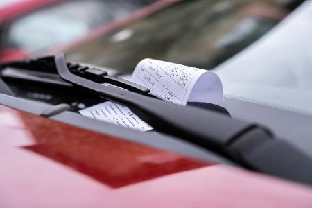 Alltagsfrage: Muss ein Knöllchen auch am Auto zu finden sein? Alltagsfrage: Muss ein Knöllchen auch am Auto zu finden sein?
