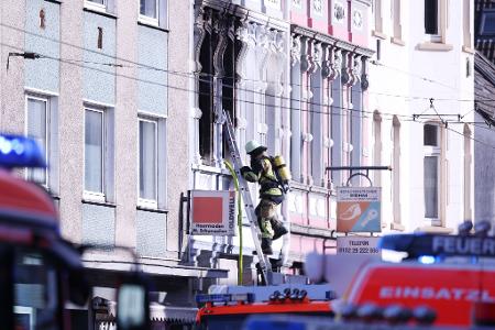 Brandstiftung in Solingen: Im Haus lebten auch Migranten
