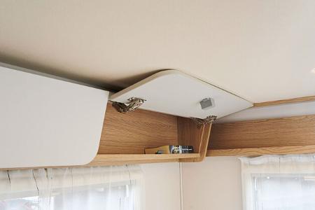 Dethleffs Aero Up Schrank