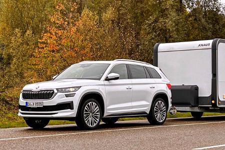 Skoda Kodiaq im Zugwagentest Zugwagen Front rechts 